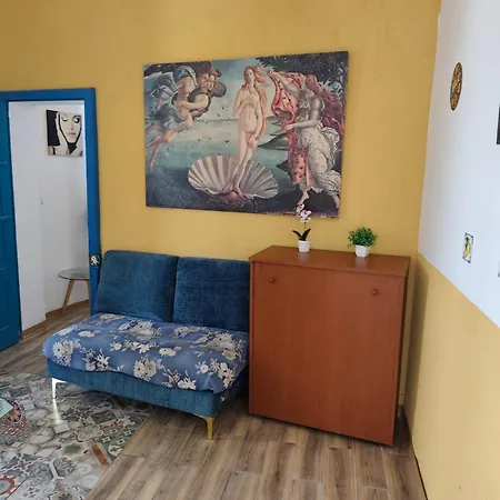 Flora Vista Mare شقة